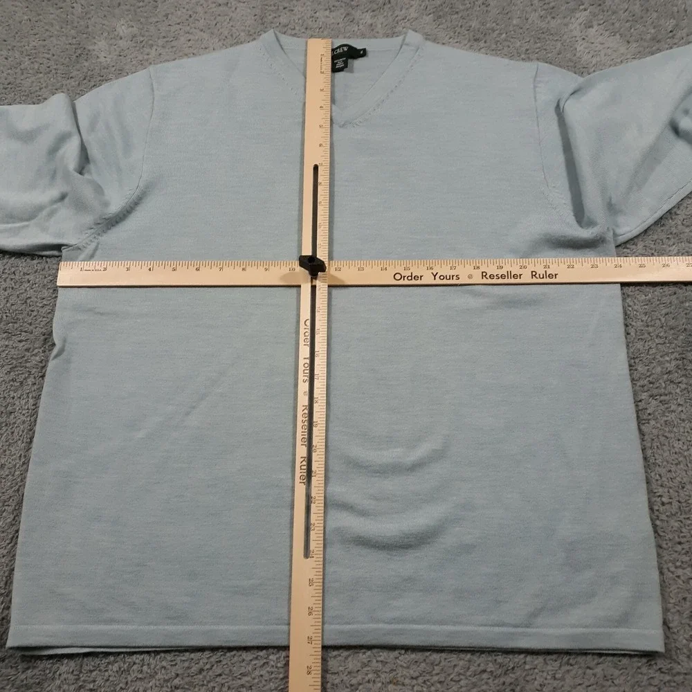 J.CREW Sweater Mens XL Merino Wool V-Neck Pullover Light Blue